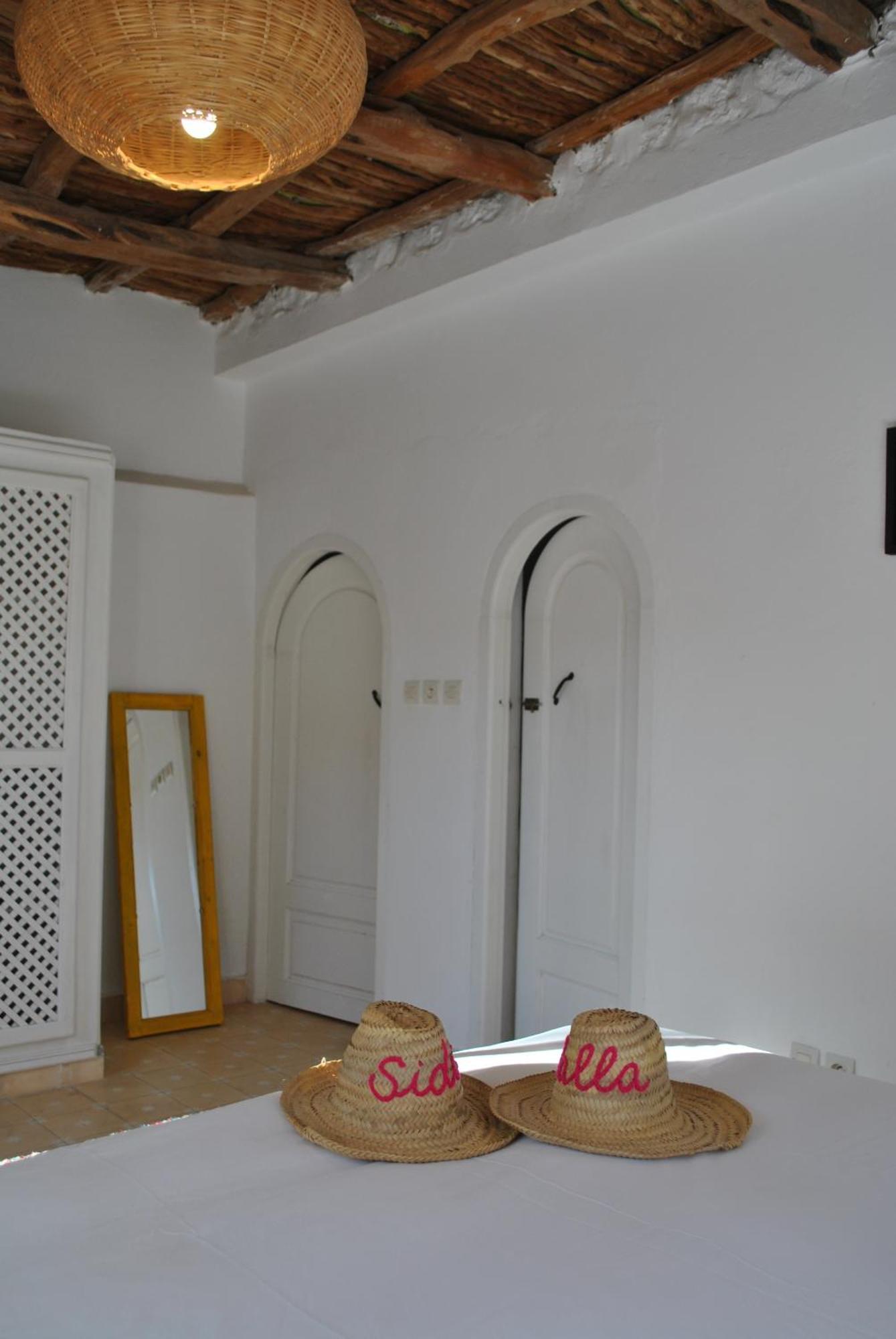 Maison Sidi Et Lalla 에사우이라 객실 사진